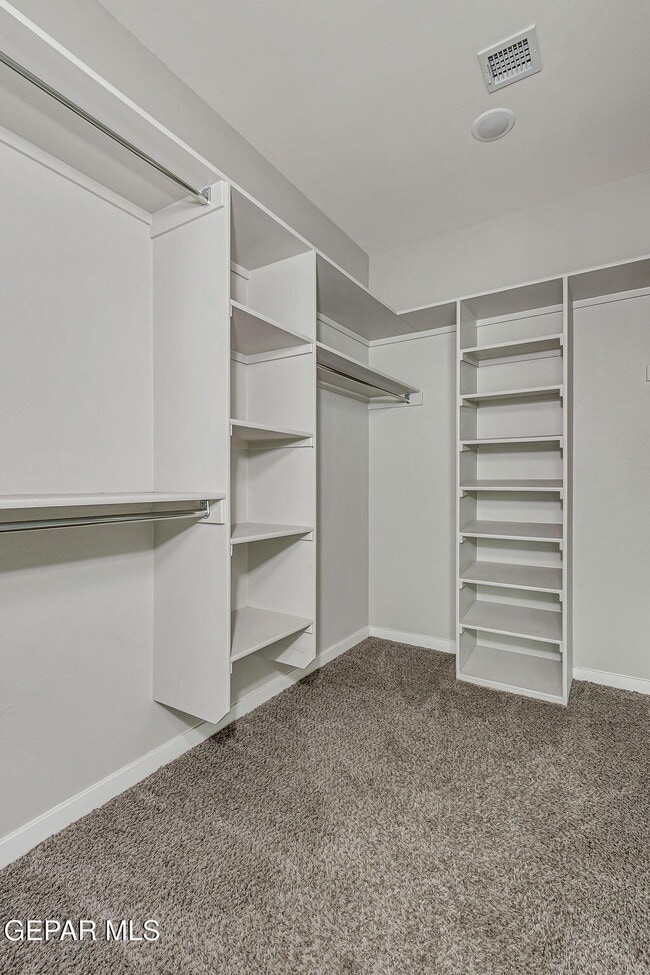 Building Photo - 7500 Porterhouse Ct