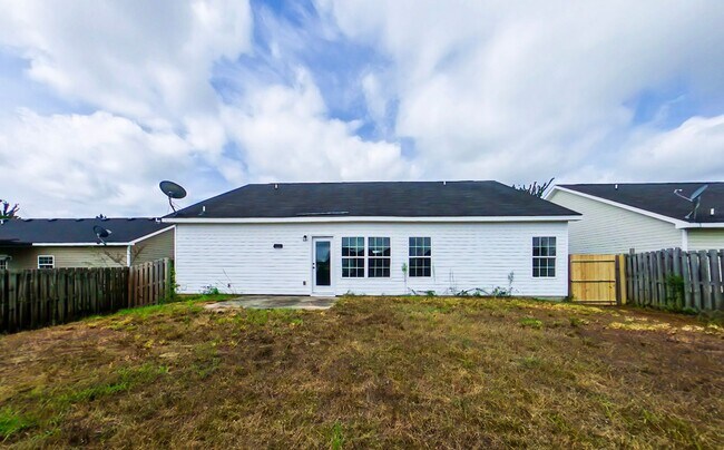 Building Photo - Beautiful 3 Bedroom in Grovetown!