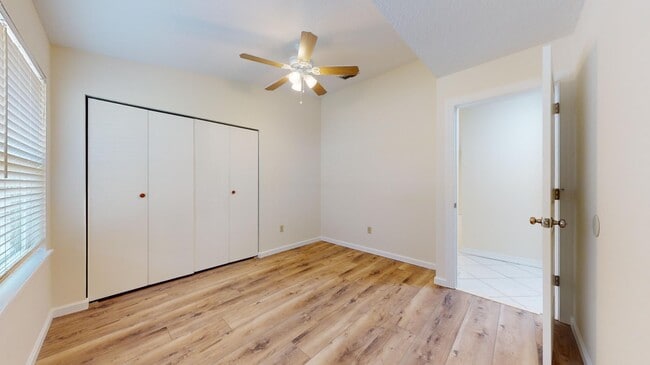 Building Photo - 620 Segovia Rd