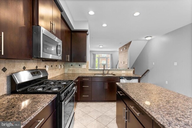 Building Photo - 7204 Winding Hills Dr
