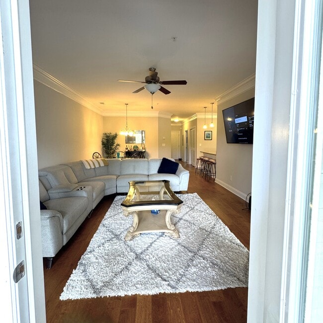 Building Photo - 624 Bonaventure Dr