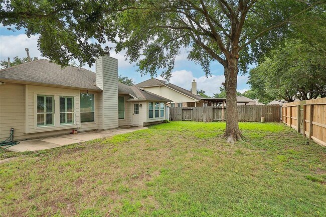 Building Photo - 11106 Wortham Gate Dr
