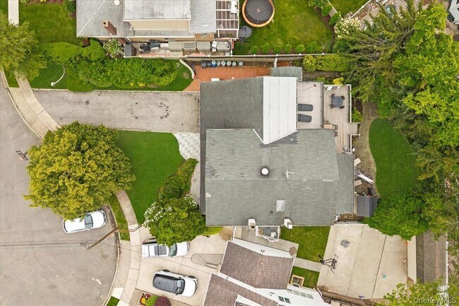 Building Photo - 1127 Fordham Ln