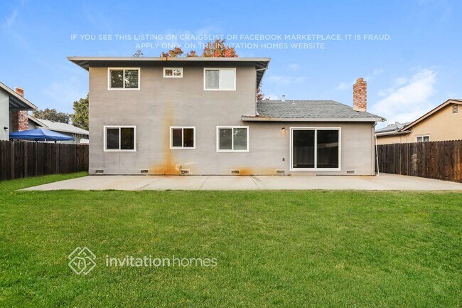 Building Photo - 1870 Woodglen Ln