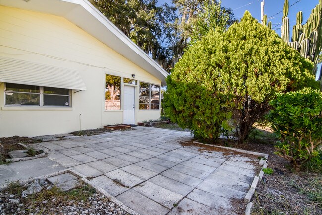 Building Photo - 1456 Jasmine Way
