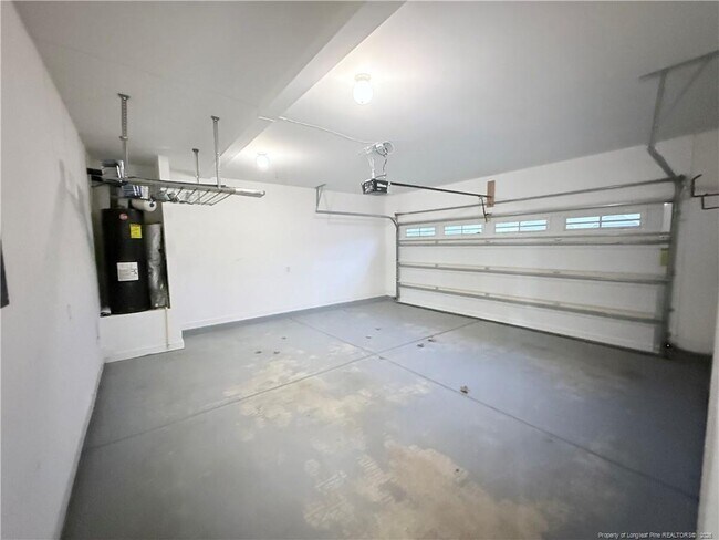 Building Photo - 471 Century Dr