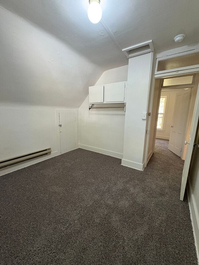 Building Photo - Charming 4-Bed, 2-Bath Home on Corner Lot in Old Town