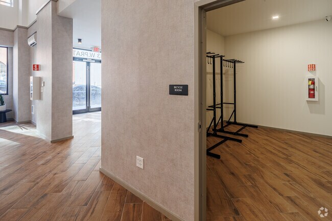Bicycle Room - 733 W Pratt