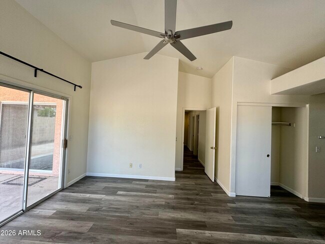 Building Photo - 2380 E Derringer Way