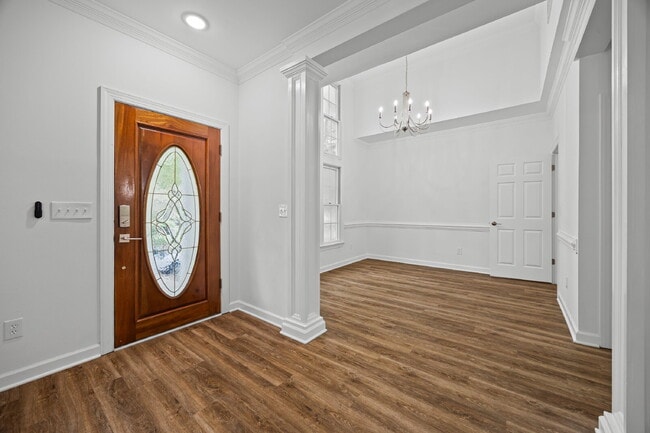 Primary Photo - Prime Charlotte Location!