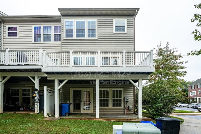 Building Photo - 23515 Forest Haven Way