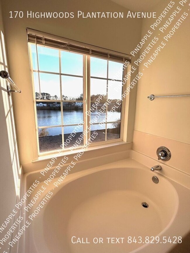 Building Photo - 170 Highwoods Plantation Ave