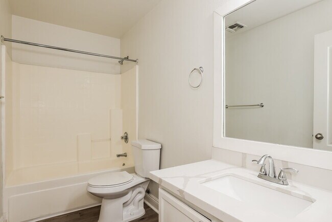 Building Photo - 9582 N 81st Dr