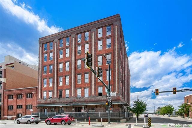 Building Photo - 2261 Blake St