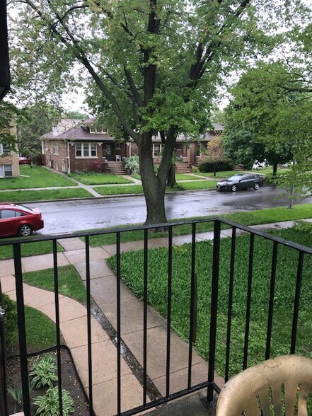 Primary Photo - 1030 Dunlop Ave