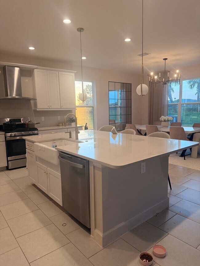 Building Photo - 32683 Tamarind Grv Ln