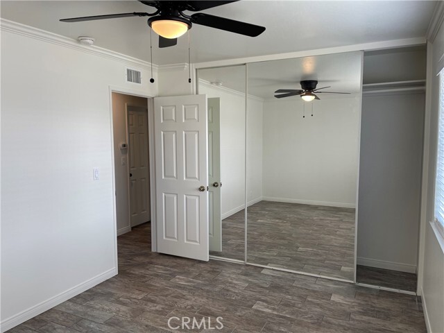 Building Photo - 6441 San Diego Dr