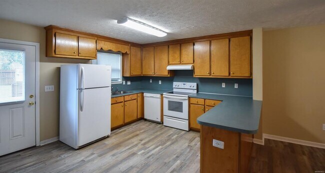 Building Photo - 3840 Browns Rd