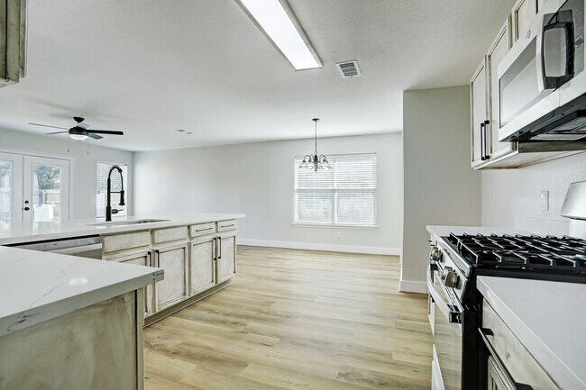 Building Photo - 3203 Wheatmeadow Ct