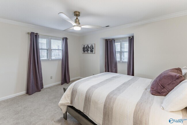 Building Photo - 10028 Meredith Ln SE