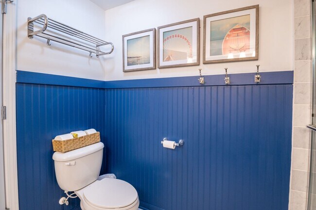 Building Photo - OFF-SEASON FURNISHED MONTHLY RENTAL STARTI...