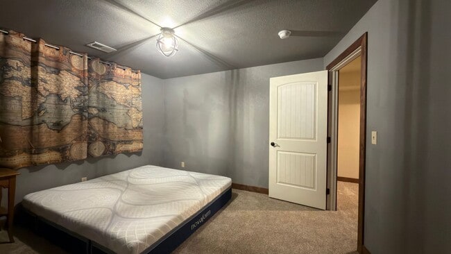 Building Photo - Great Home in Johnstown
