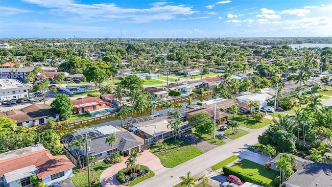 Building Photo - 1736 NW 38th St