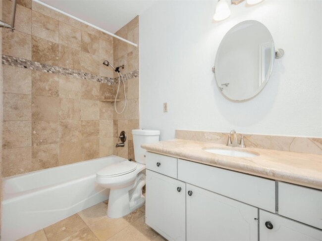 Building Photo - 6440 Olympia Dr