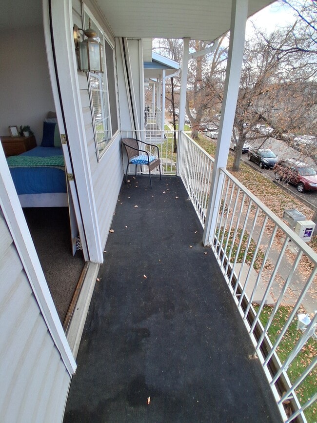 Building Photo - 588 N 500 E