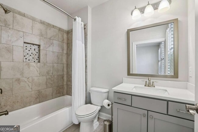 Building Photo - 355 Cricket Ln