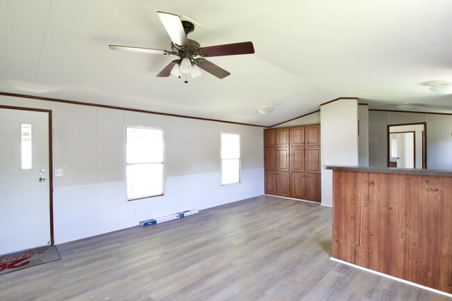 Building Photo - 34 Rabbit Run