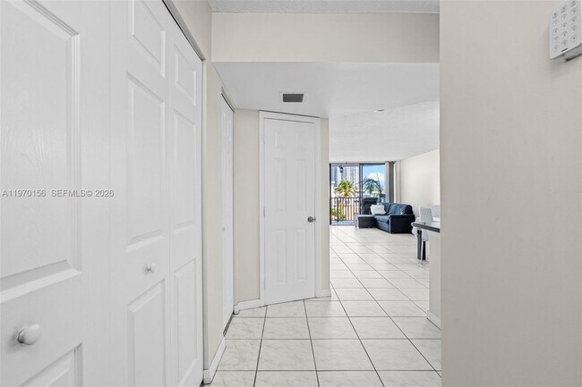 Building Photo - 3703 NE 166th St