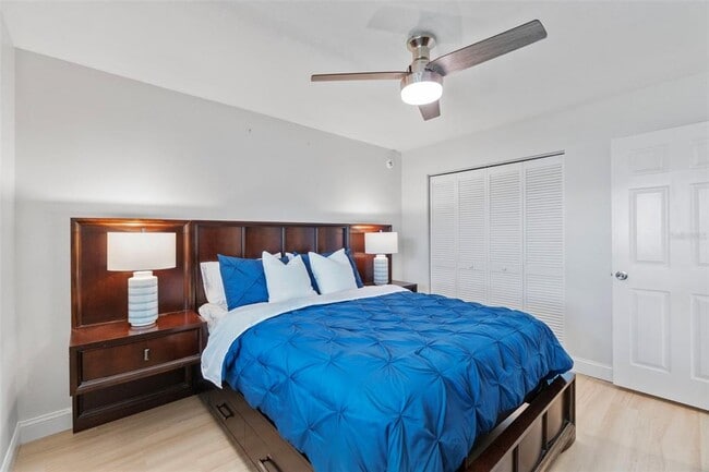 Building Photo - 433 Cerromar Ln