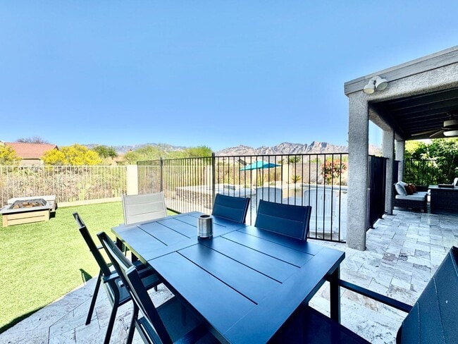 Building Photo - 12768 N Lantern Way