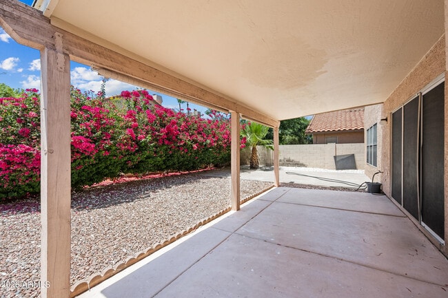 Building Photo - 921 W Sun Coast Dr