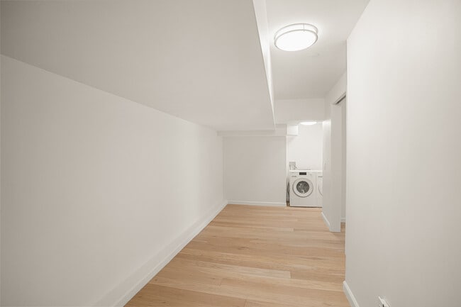 Building Photo - 20 West St