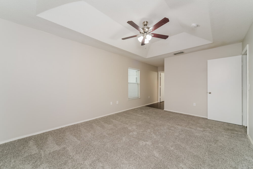 Building Photo - 13028 Lily Pond Ct