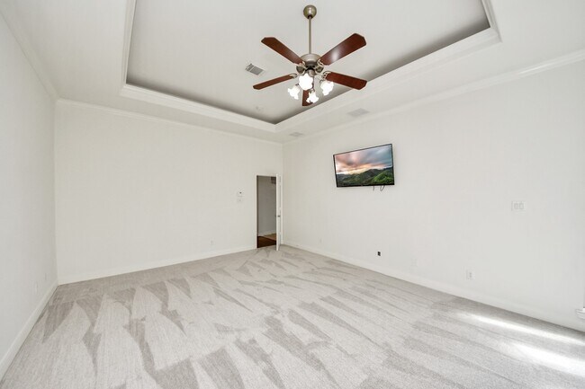 Building Photo - 3811 Parkside Dr