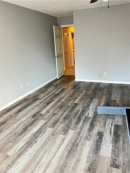 Building Photo - 2196 Palmyra Dr