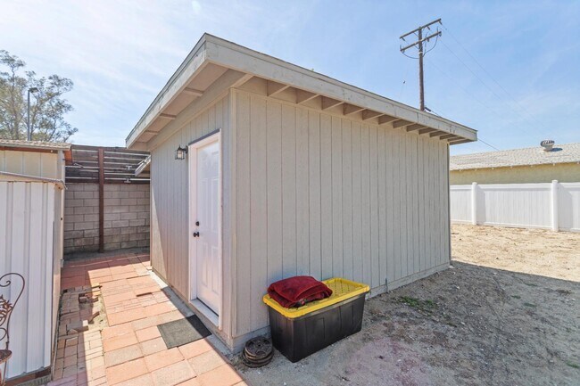 Building Photo - 8996 Newport Ave