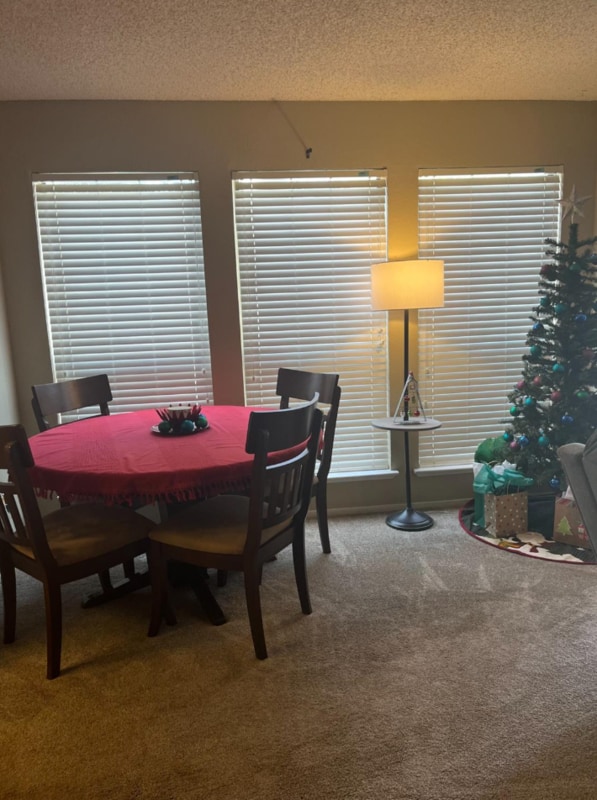 Building Photo - 32 W 7th St