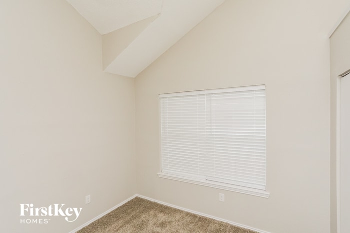 Building Photo - 1620 Hunterwood Dr