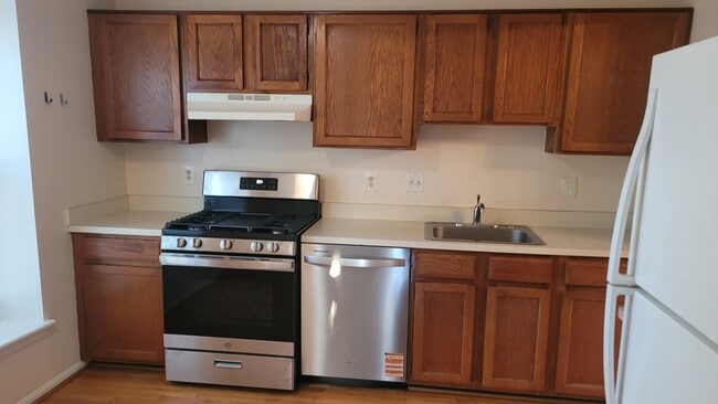Building Photo - 7865 Parthian Ct