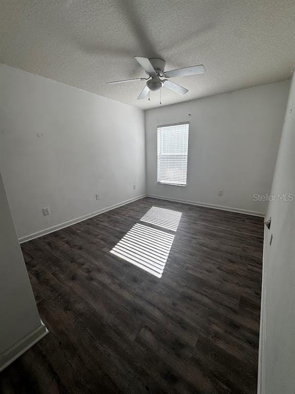 Building Photo - 495 Painted Leaf Dr