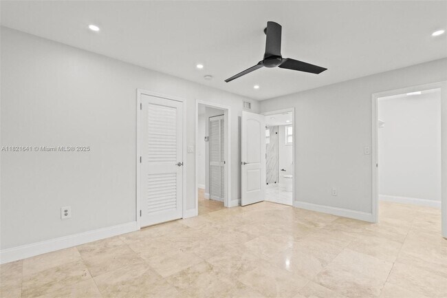 Building Photo - 9148 SW 129th Ln