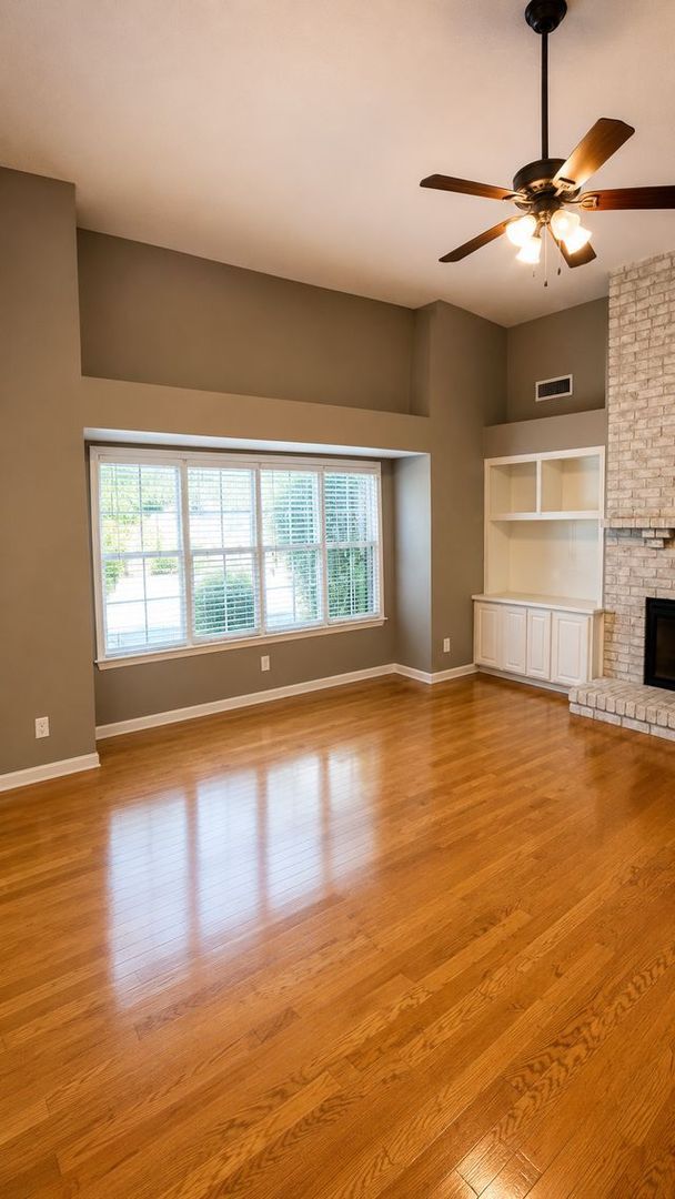 Building Photo - 802 E Catalina Cir