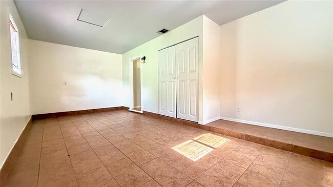 Building Photo - 5213 Halmark Dr