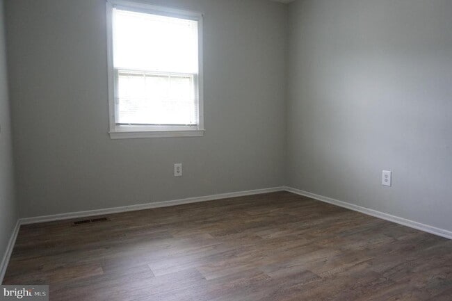 Building Photo - 4382 Harvester Farm Ln