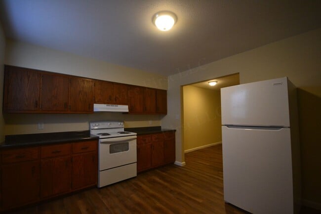 Building Photo - Pike Apartments