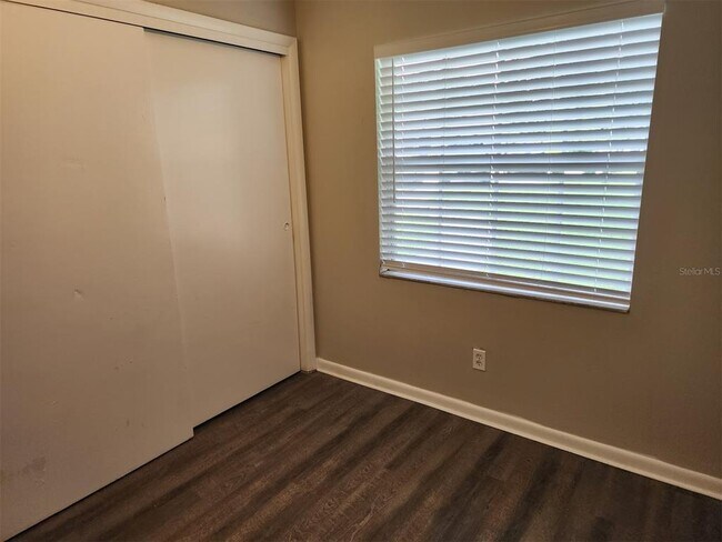 Building Photo - 9502 Fieldview Cir
